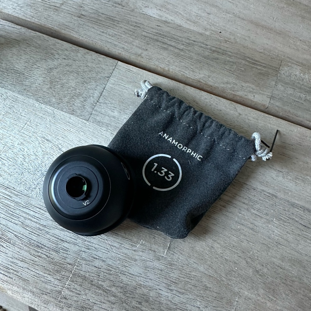 MOMENT 1.33x Lens - Black